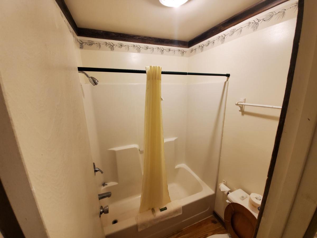 Jamesport Inn エクステリア 写真