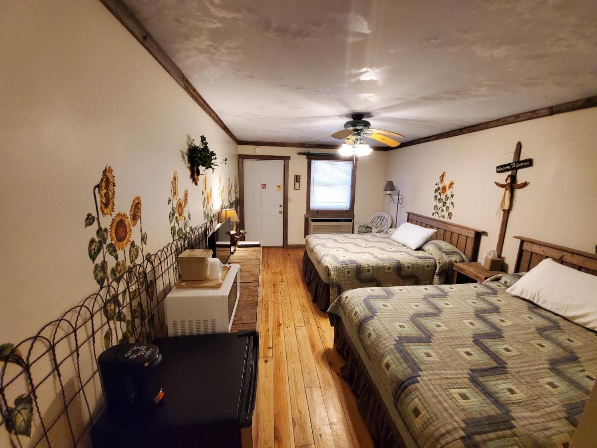 Jamesport Inn エクステリア 写真