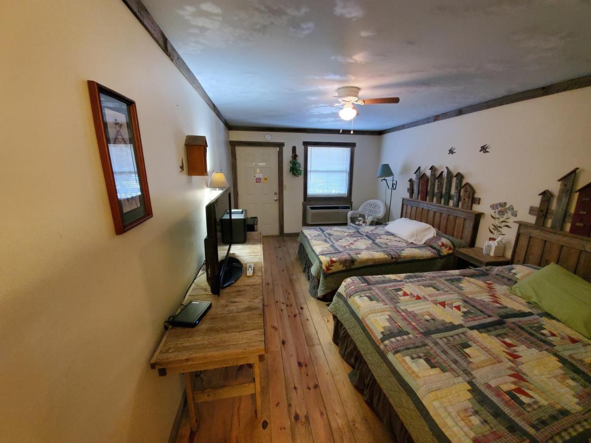 Jamesport Inn エクステリア 写真