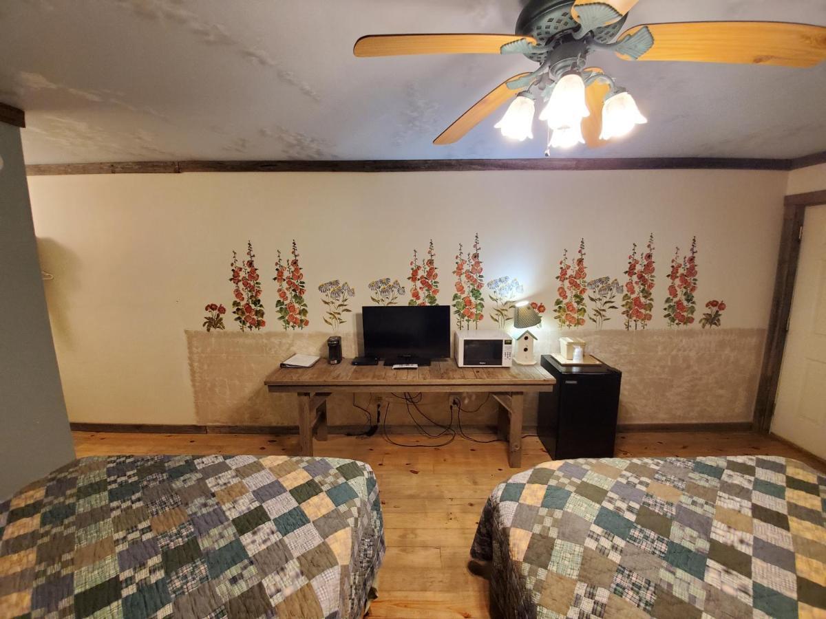 Jamesport Inn エクステリア 写真