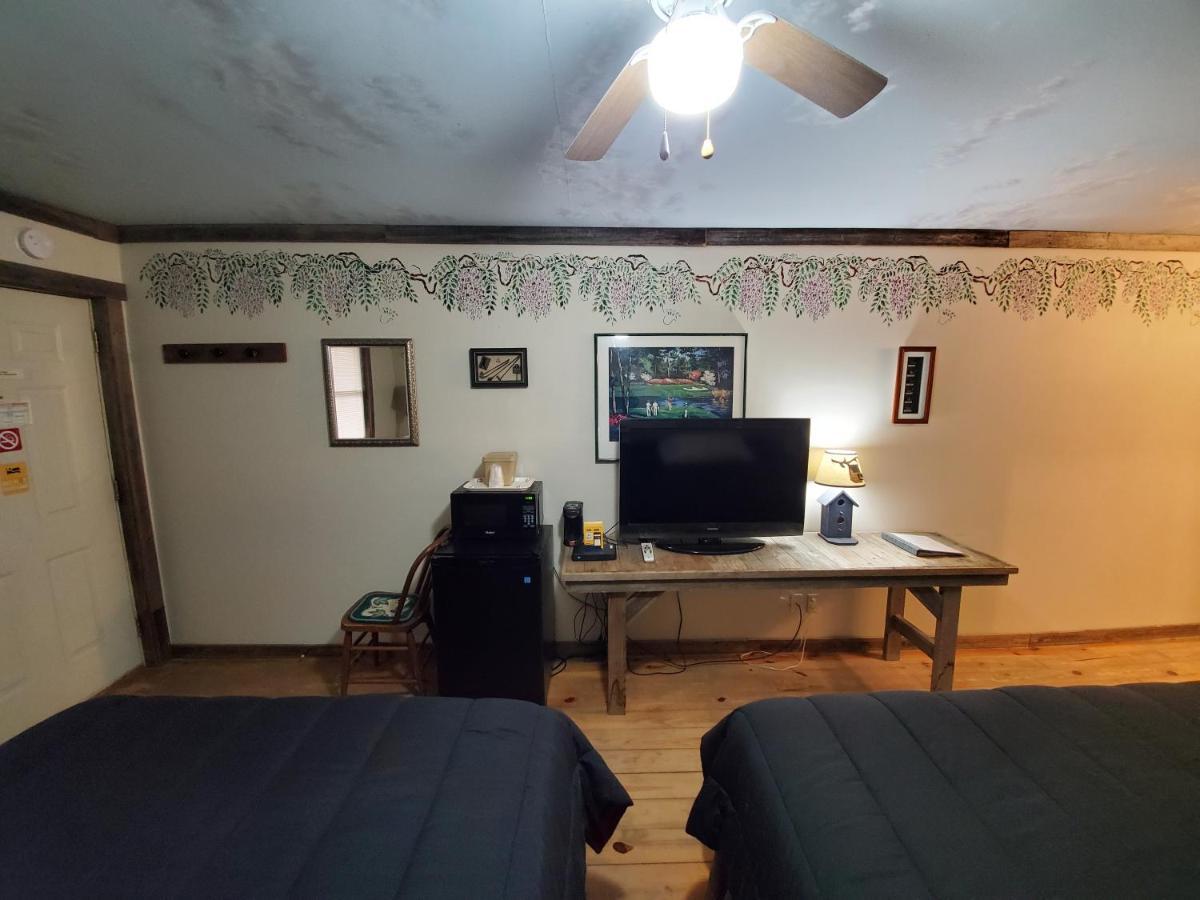Jamesport Inn エクステリア 写真