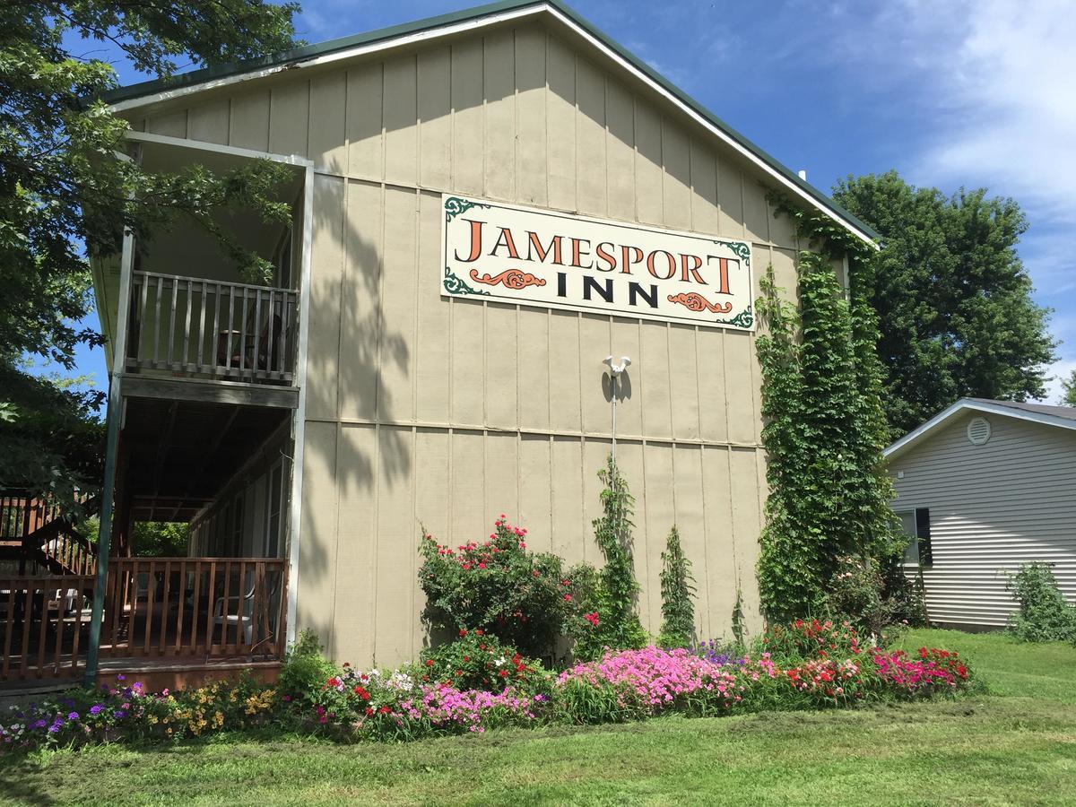 Jamesport Inn エクステリア 写真
